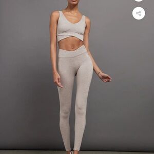 Carbon 38 sports bra, M